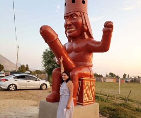 Estatua de un indígena sosteniendo su enorme pene es la nueva atracción  turística en Perú: Es señal de abundancia, aseguran