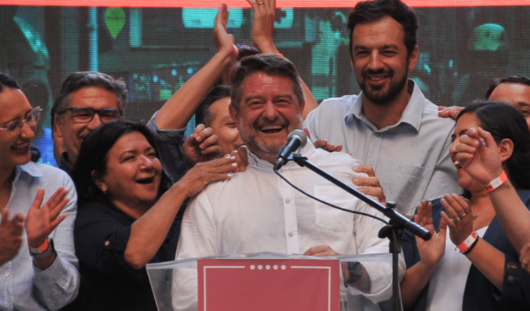 Claudio Orrego fue reelecto gobernador de la Región Metropolitana con 2 millones 500 mil votos y más del 55%: 