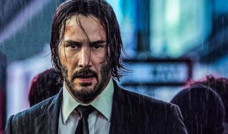 Allanamiento en Peñalolén permitió encontrar relojes robados a actor Keanu Reeves desde su casa de Hollywood