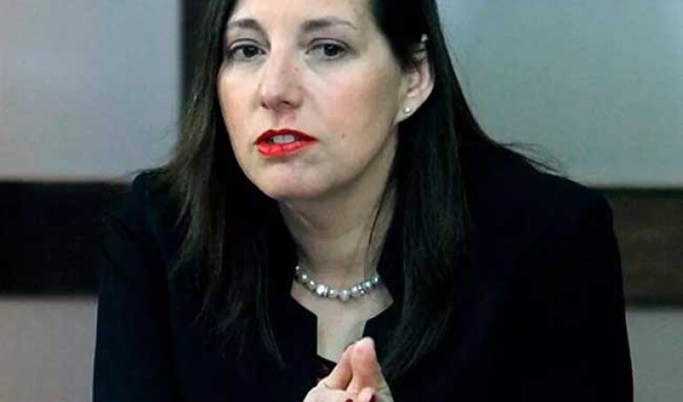 Senadora Vodanovic critica duramente a la Vocera de Gobierno en debate por el PC: 