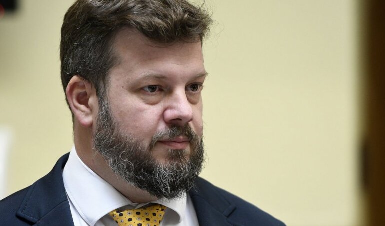 Johannes Kaiser respalda al excarabinero Claudio Crespo y pide uso de munición real