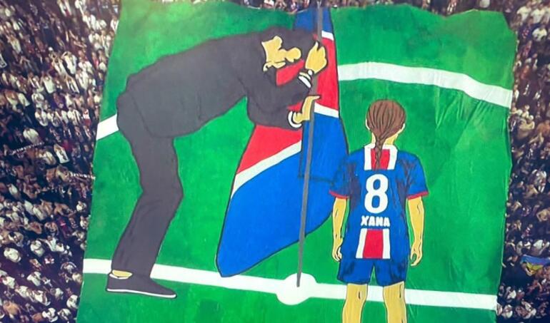 Emotivo homenaje de la afición del PSG a Luis Enrique y su hija fallecida