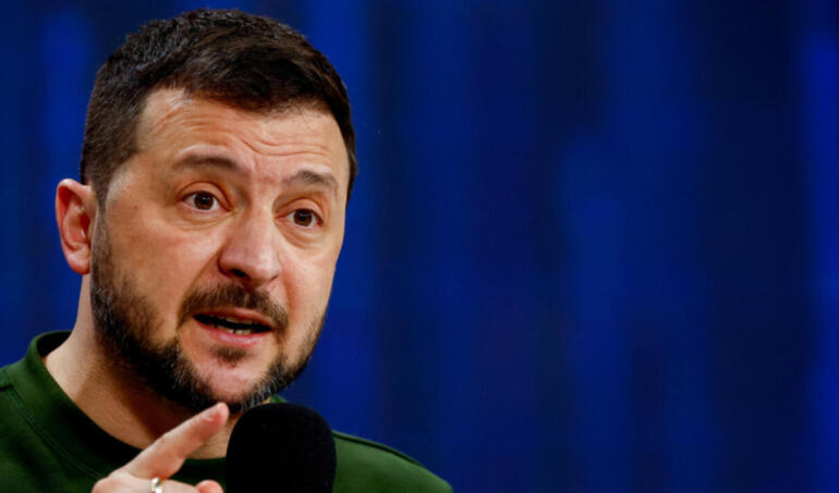 Zelenski sostiene que está listo para "conversaciones de paz", pero advierte que no cederá territorio