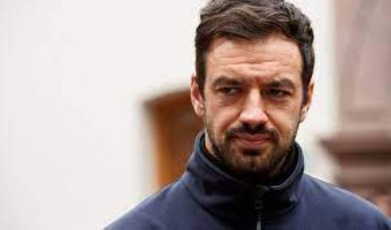 Alcalde de Maipú Tomás Vodanovic debió ser internado por infección respiratoria: "Con fiebre alta y mucho dolor"