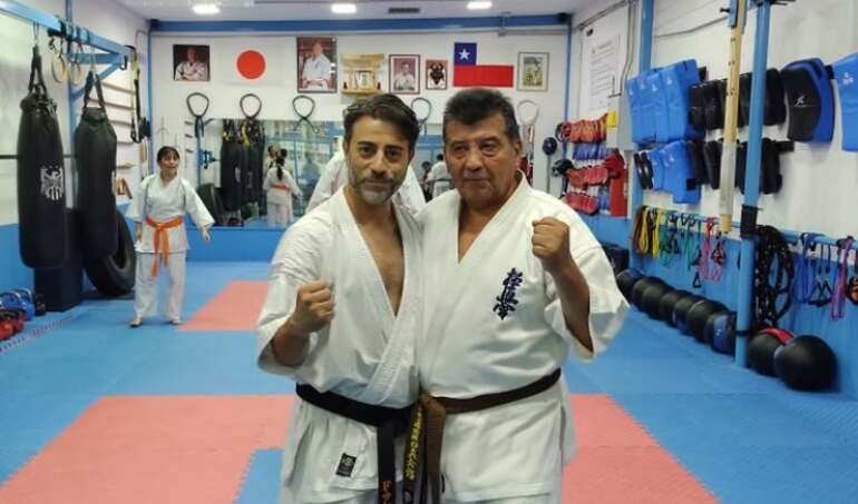 Periodista y escritor Benedicto Castillo recibió su cinturón negro de Primer Dan en Tokio, Japón a sus 74 años