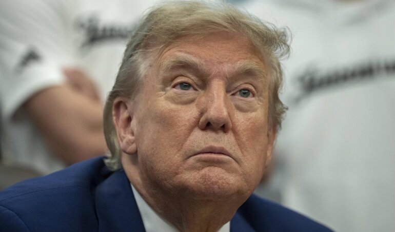 Un verdadero bluff: Trump hizo una exultante actuación de su trabajo y no habló nada sobre la "declaración de guerra" contra Venezuela que había hecho trascender