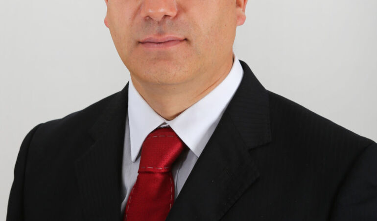 Inteligencia Artificial: entenderla para no quedarnos atrás. Por Ricardo Rincón G., Abogado