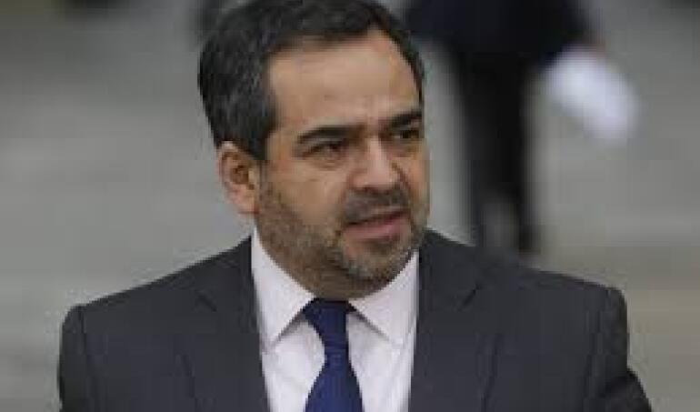 Presidente del PPD, senador Jaime Quintana sobre proyecto de conmutación de penas a criminales y asesinos: "Kast estuvo detrás de esto. Impulsó a algunos senadores para zanjar esto ahora"