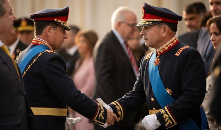 General Javier Iturriaga se despidió del mando del Ejército: Asumió el general Pedro Varela
