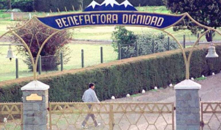 La Moneda se abre a opción de una "expropiación acotada" de Colonia Dignidad: "Puede ser una fórmula"