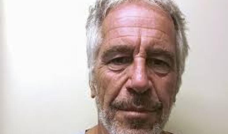 Juez publica una presunta nota de suicidio del pedófilo amigo personal de Trump, Jeffrey Epstein