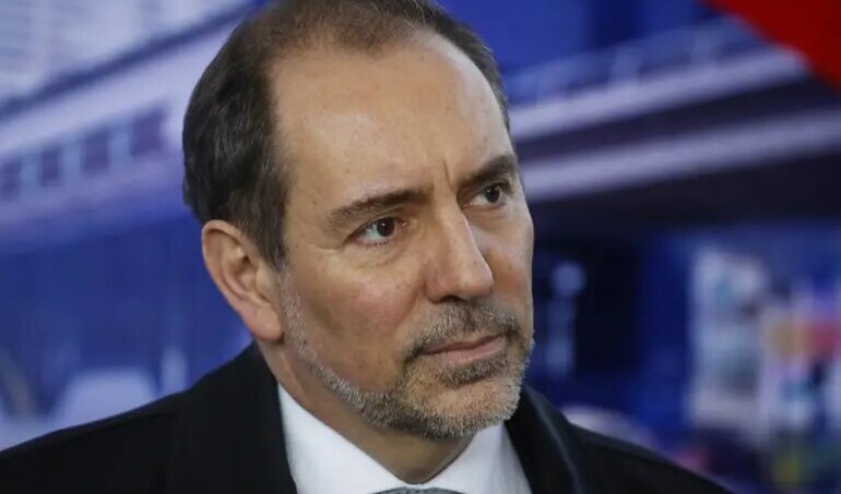 De Grange afirma que se encontró con una deuda "cercana a los 30 mil millones" en ministerio de Transportes