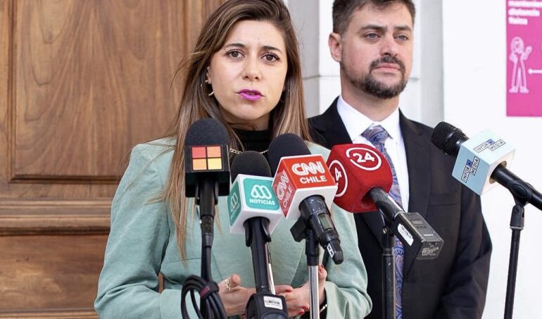 Senadora Cicardini y diputado Manouchehri denuncian ante Fiscalía al nuevo embajador en Israel por chats en Caso Hermosilla: Grave denuncia contra abogado Zaliasnik asegura uso de recursos públicos, influencias en jueces, espionaje político y persecución a adversarios