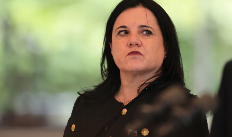 Dictamen concluyente: Contraloría asegura que exministra de Seguridad de Kast, Trinidad Steinert actuó ilegalmente al solicitar datos a la PDI