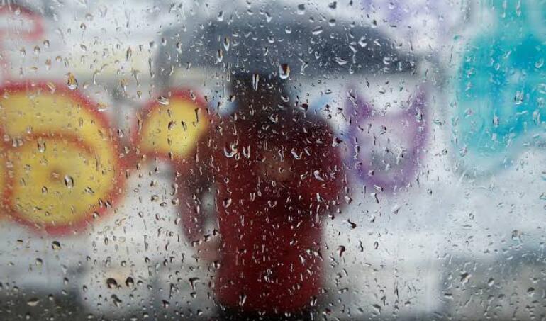 Ojo, las lluvias no terminan: otro frente como río atmosférico o "carretera de tormentas" llega en las próximas horas. Conózca el pronóstico para 10 regiones