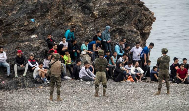 Impresionante VIDEO. España y Marruecos acuerdan entregar lo antes posible a más de dos mil personas que ingresaron como avalancha y de manera irregular a territorio español