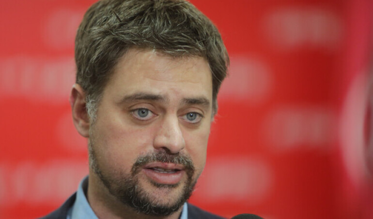 La respuesta del diputado Daniel Manouchehri (PS) a Magdalena Piñera, hija del exmandatario: "Les molesta que toquemos a quienes se creían intocables"